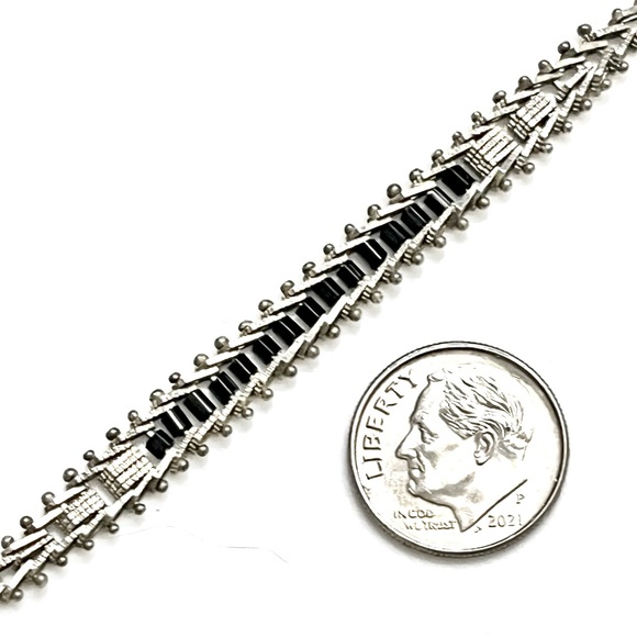 Signed, Taxco Vintage Onyx Sterling Silver Bracelet - Picture 4 of 7